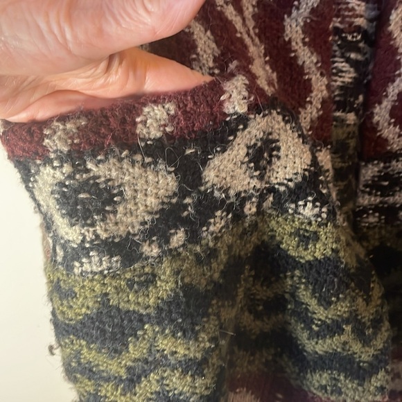 Abercrombie & Fitch Geometric Boho Long Hooded Cardigan with Pockets - Picture 6 of 8